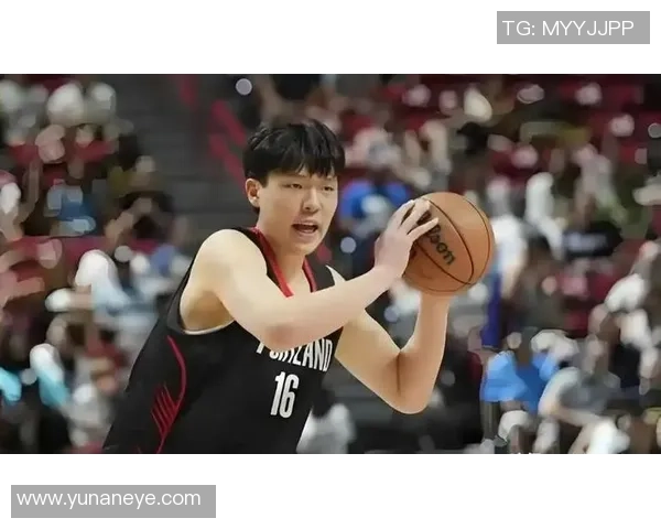 克林根虽疲惫依然能抢篮板杨瀚森应当认真学习这一技巧 克林根虽疲惫依然能抢篮板杨瀚森应当认真学习这一技巧